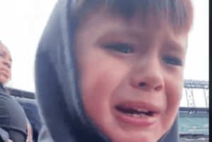 [Video] Young Boy’s Tears to Mother’s College Graduation Captures Hearts