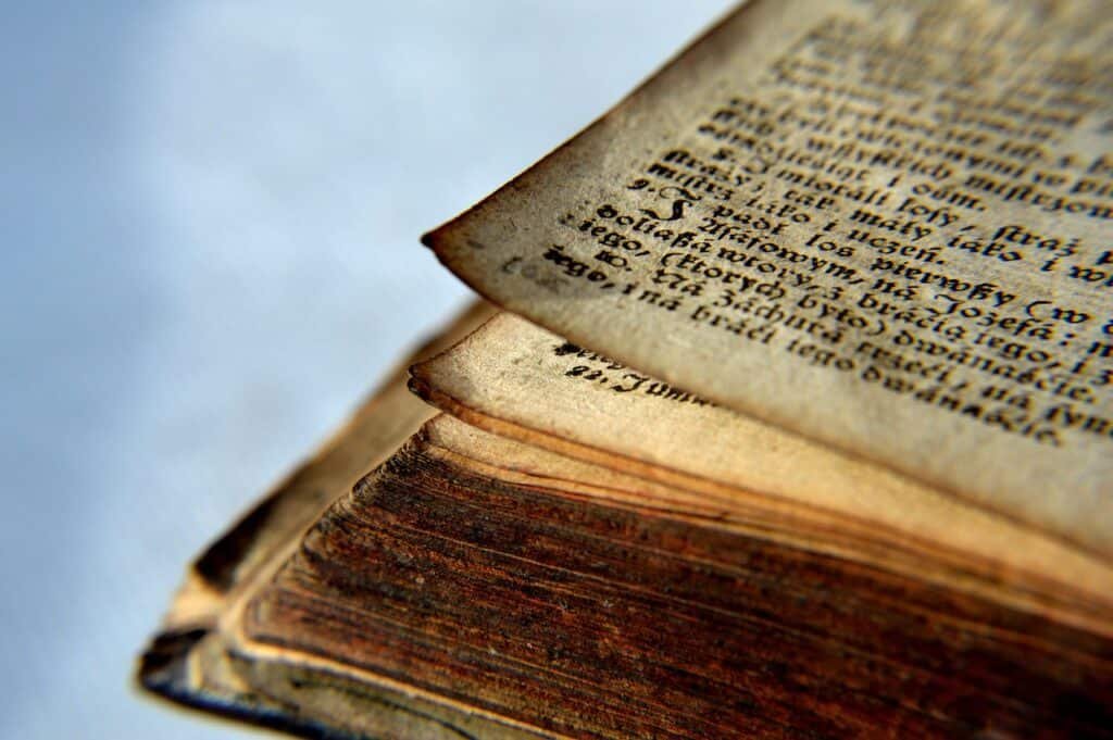 Rare Hebrew Bible Sold for £5.3m to Go on Public Display